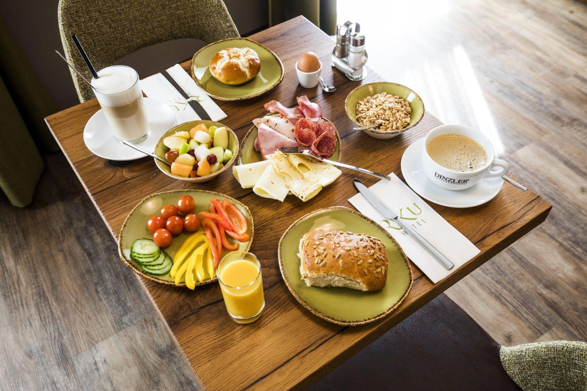Joesepp's Am Schweizerberg Hotel 3*